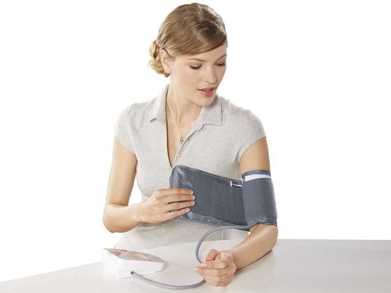 Tensiometru de braț SANITAS SBM 49, de incredere, nou sigilat Germania