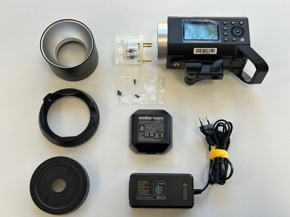 Godox AD400 Pro светкавица