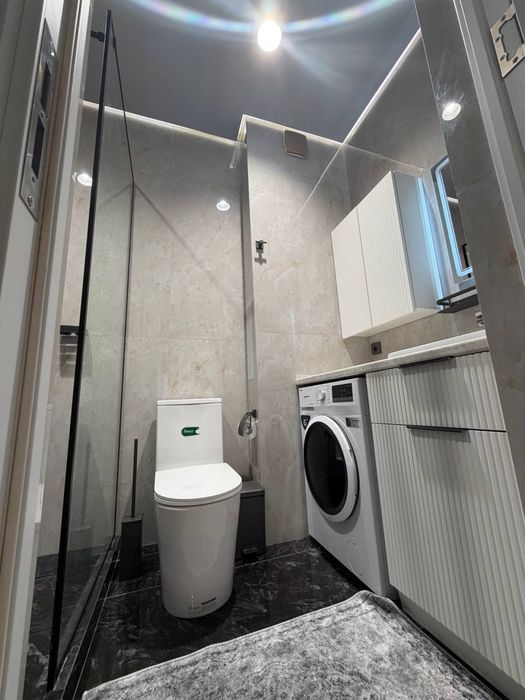 Полностью заселённый  Большой охран.двор  Удобный заезд/паркинг