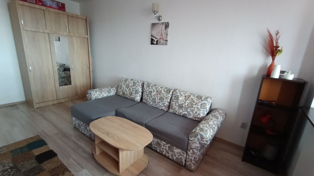 Proprietar închiriez garsoniera