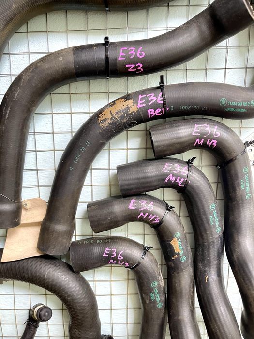 Патрубки охлаждения на BMW E38 E39 E36 E32 E46 БМВ Е32 Е38 Е39 Е36 Е65