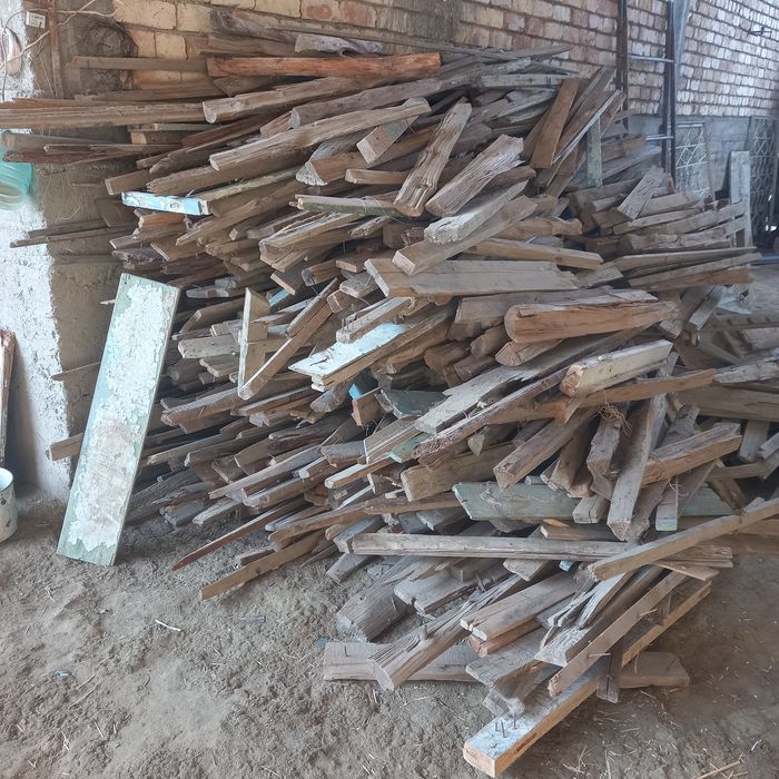 Чёрный потолок чуп