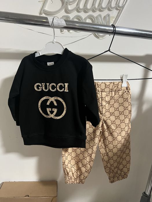 Seturi copii de la 6 luni la 2 ani