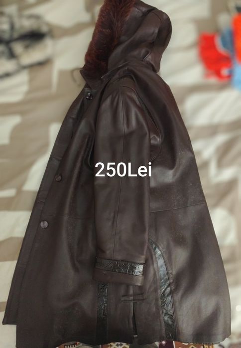 Vând Haine de piele