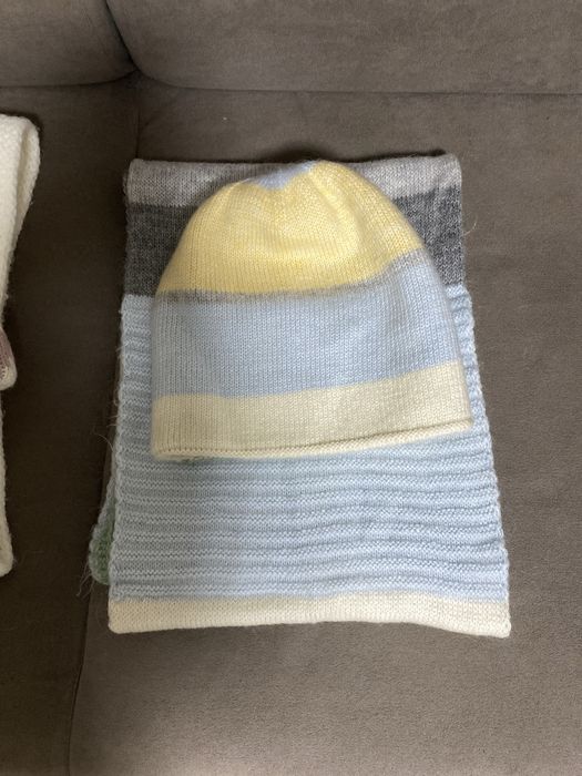 Головные уборы женские