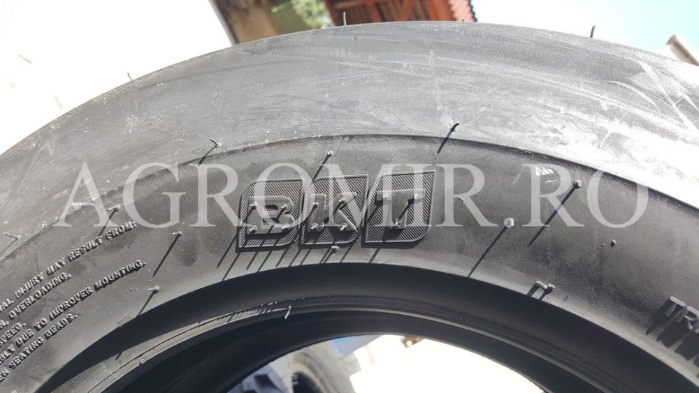 Cauciucuri 6.00-16 cu garantie sunt noi fabricate in India marca BKT