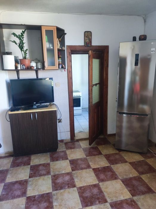 Продава се Къща в с. Тополи, Област Варна - 220 кв.м за 348 €/кв.м - Снимка #2