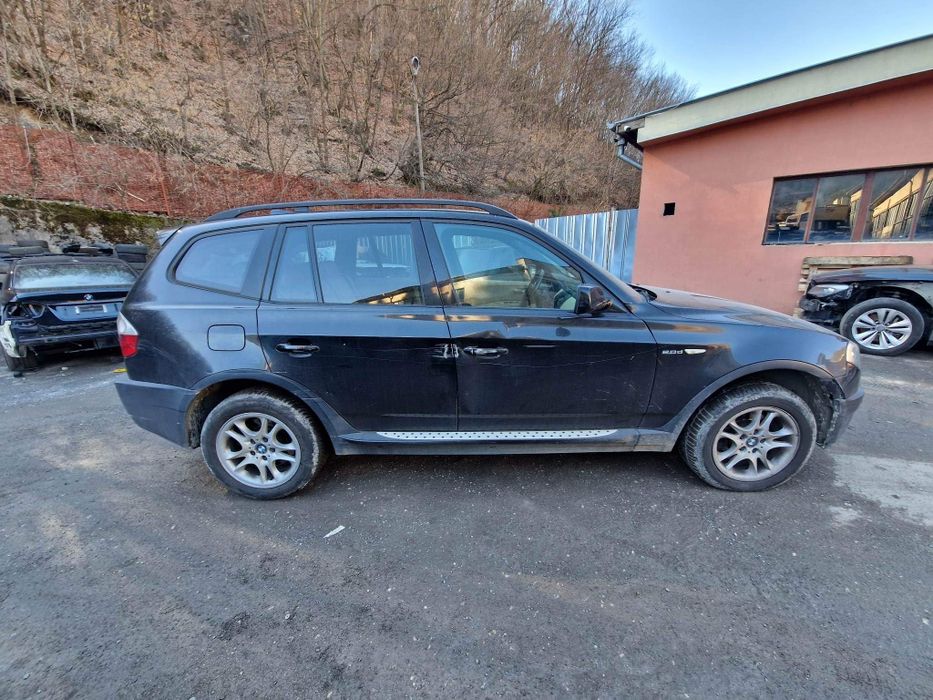 Bmw X3 E83 2.0D 150кс ксенон ръчка НА ЧАСТИ!