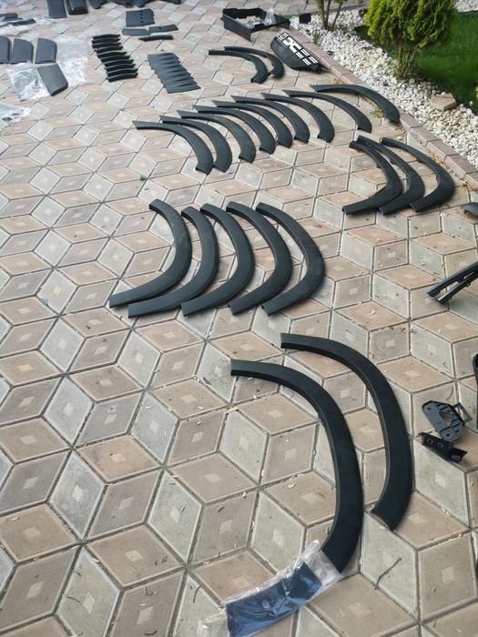 Bandou ornament overfender fata spate dacia duster 2