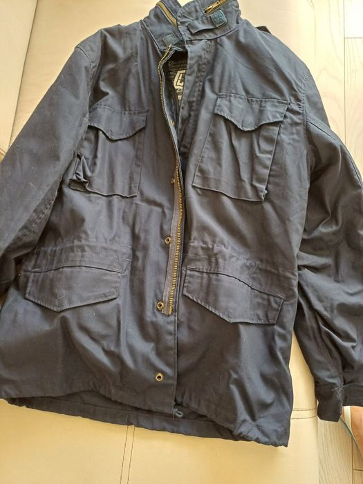 Тъмносиньо мъжко яке с подплата