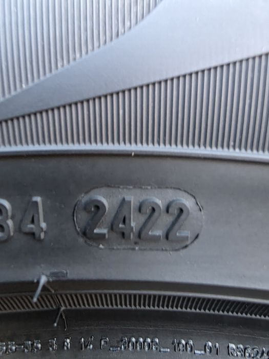 Vând patru anvelope de vara pirelli scorpion verde  235 60 18 dot 2422