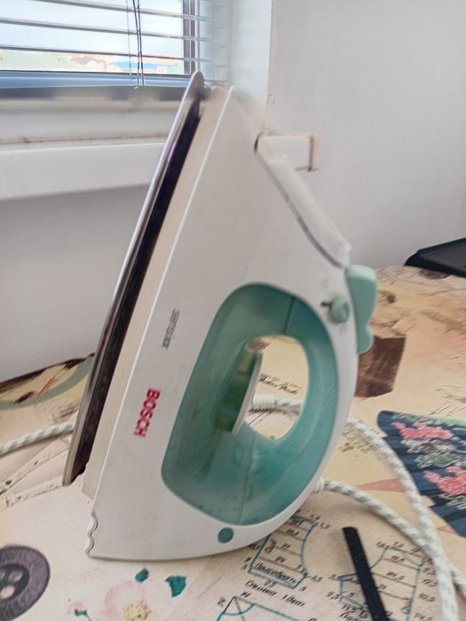 Утюг BOSCH б/у 7000т.