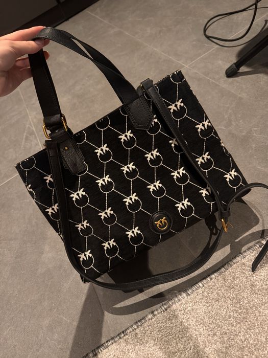 Дамска чанта Pinko