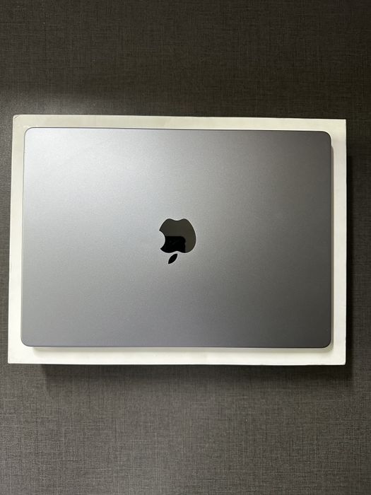 Srochna Macbook Pro M3 | 97% - Full komplekt | 8 - 512 GB