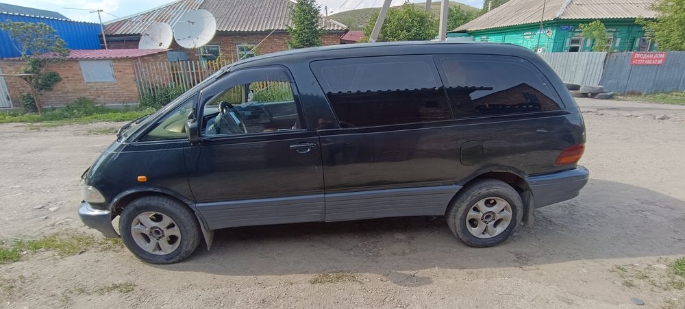 Продам Toyota previa