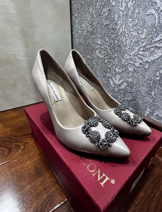 Туфли бежевый продам