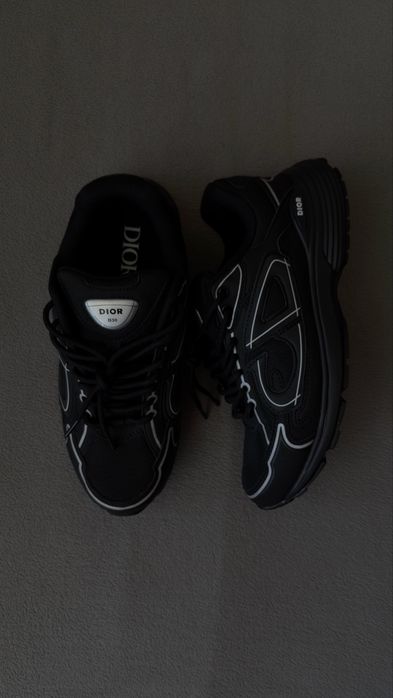 Dior b30 black reflective