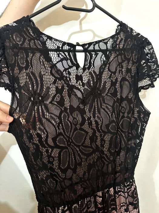 Rochie elegantă lungă din dantelă