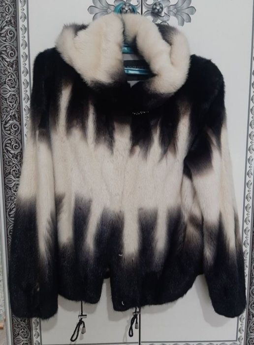 Продам норковую шубу