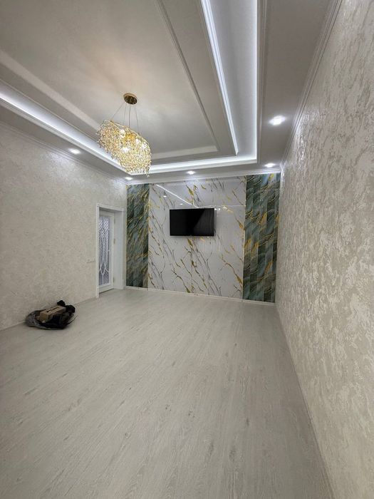 Продаётся дом Сергелинский р-н Ханабад 1.3 сот,ком 6+подвал. Евроремот