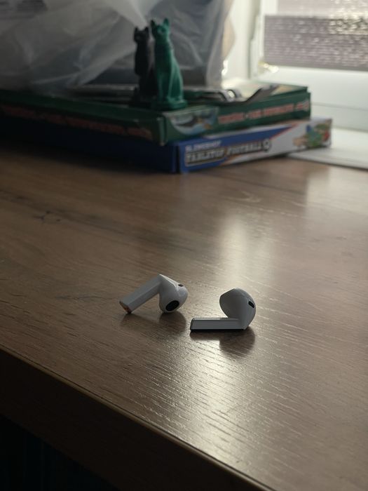 Продам Samsung Galaxy buds 3