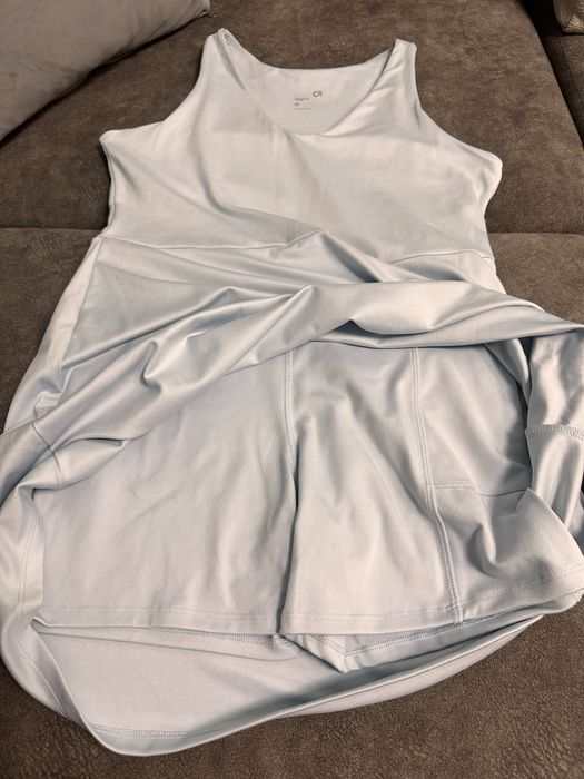 Теннисное платье