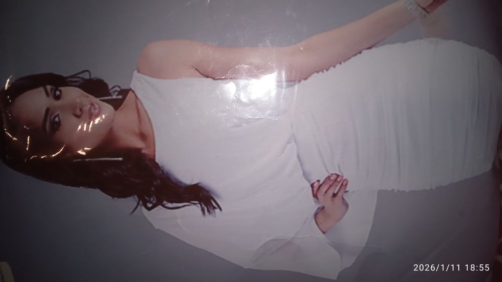 Для милых девушек. Почти даром.