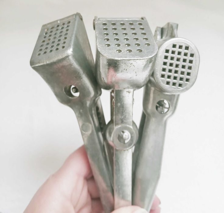 Домакинска посуда от соца