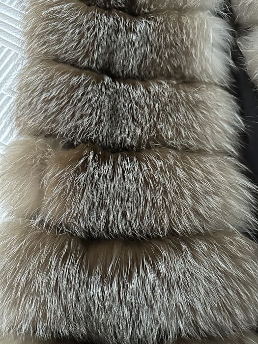 Меховой жилет