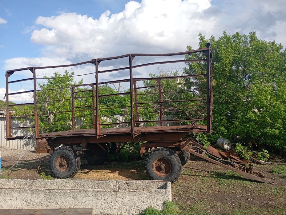 Продам  трактор МТЗ 80 и агрегаты