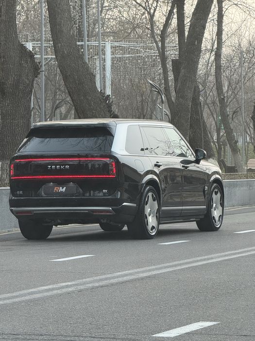 Zeekr 9x ultra срочна!!!