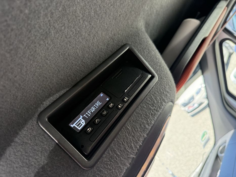 Platforma auto ansamblu sprinter+remorca 2 pozitii aluminiu  tva deductibil