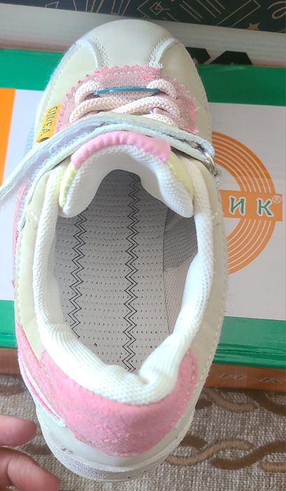 Супер скидка!! Кроссовочки для девочки