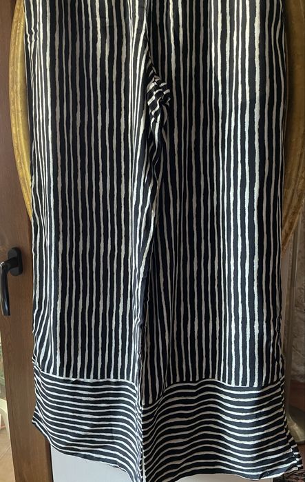 Pantaloni largi L