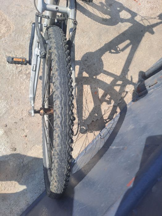 Bicicleta de vânzare