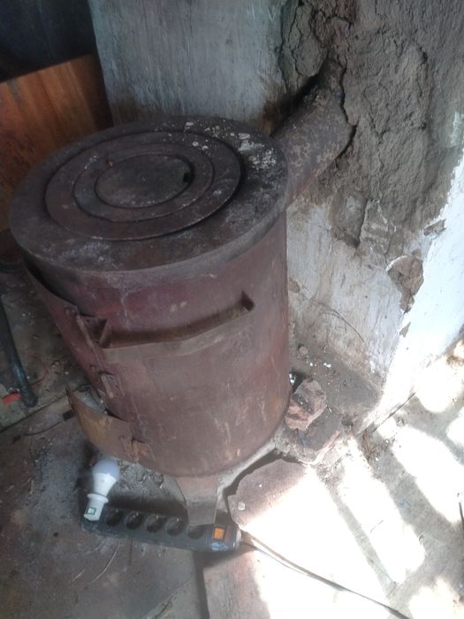 Котёл заводской.