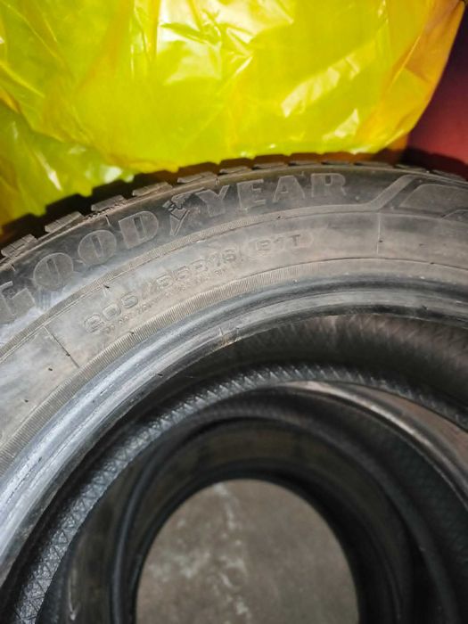гуми goodyear Dot 27/22 205/55R16 91T Ultra grip M+S Зимни гуми