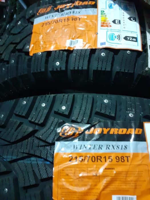 Продам зимние шины.