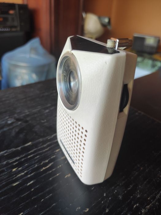 Panasonic model: R-1052