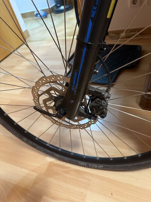 Bicicleta electrica CUBE