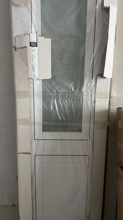 Двери новые ламинат