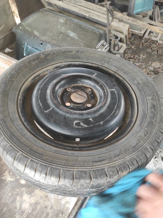 Продам колесо докатка