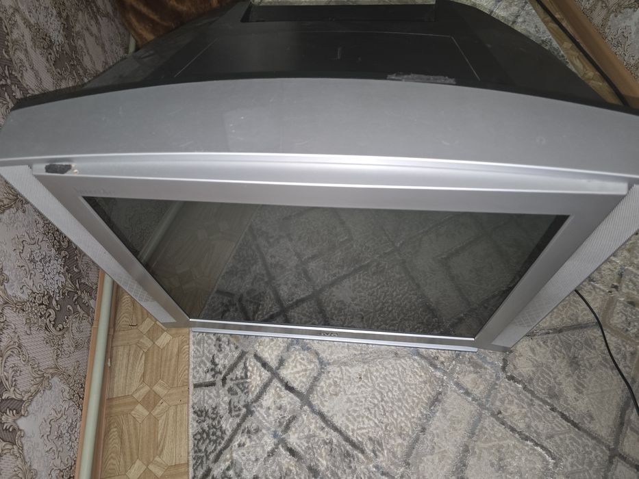 Продам телевизор JVC