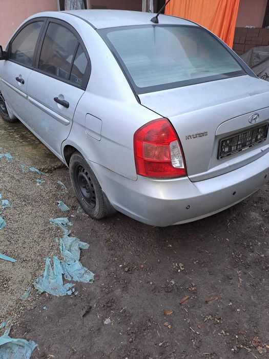 Hyunday Accent 1.5 crdi sau pentru piese