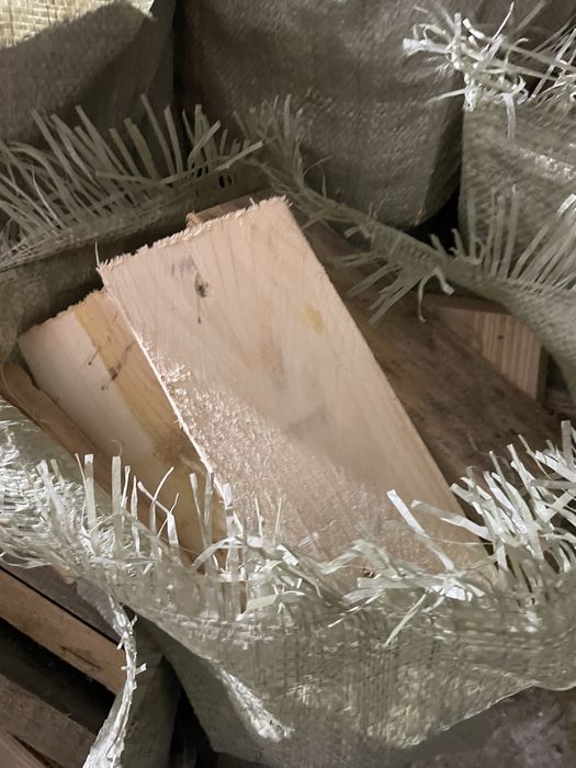 Продам дрова в мешках 1000 тг