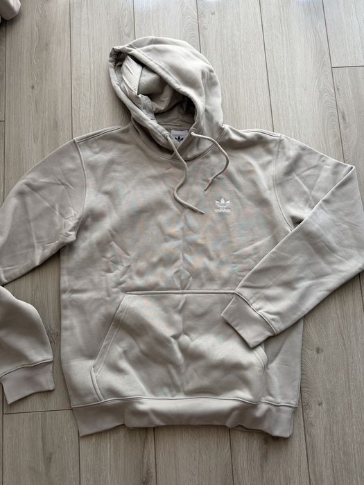 Hanorac Adidas marimea L ,nou