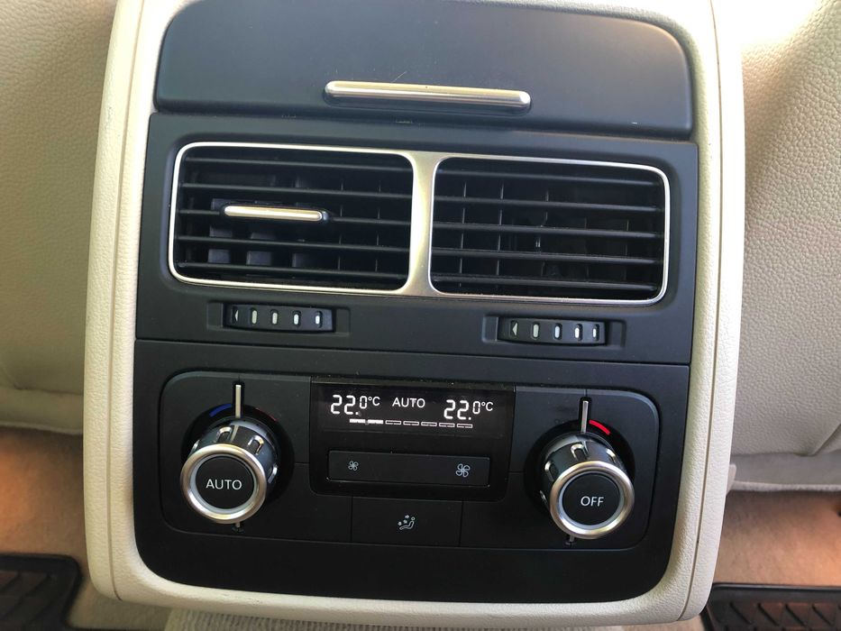VOLKSWAGEN Touareg 0 — imagine 4