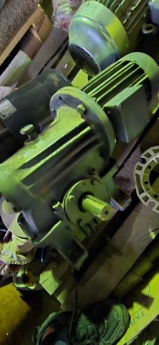 Ел.Двигател-Елпром-1.5 кв- трифазен.