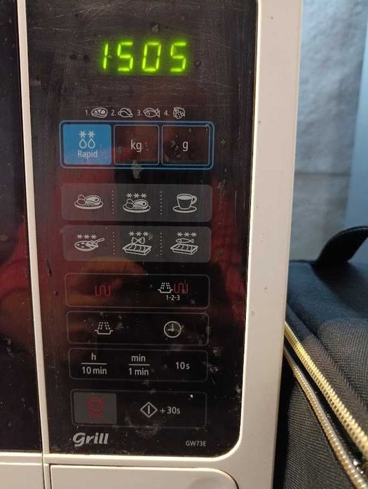 Микровълнова печка Samsung