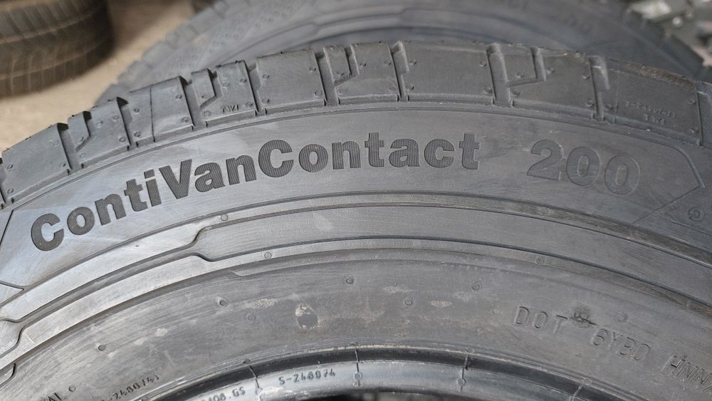 Нови гуми за Бус 235/65/16 C Continental ContiVanContact 200 4 броя